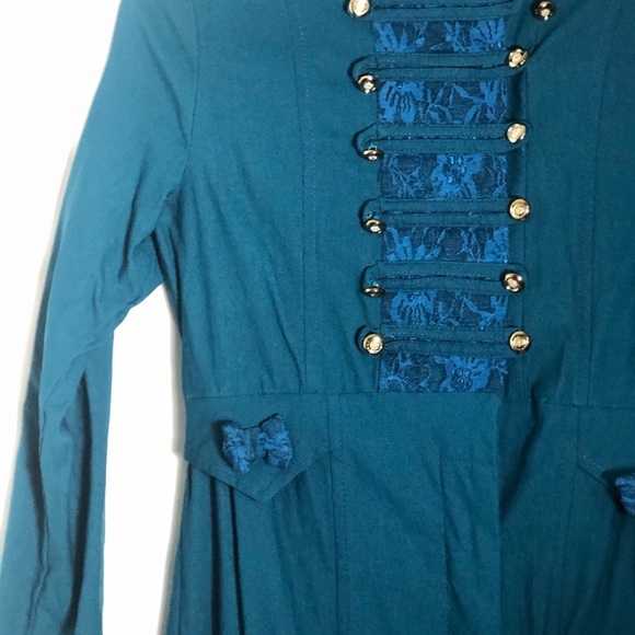 Womens Teal Long Coat. Size 4. - Picture 3 of 8